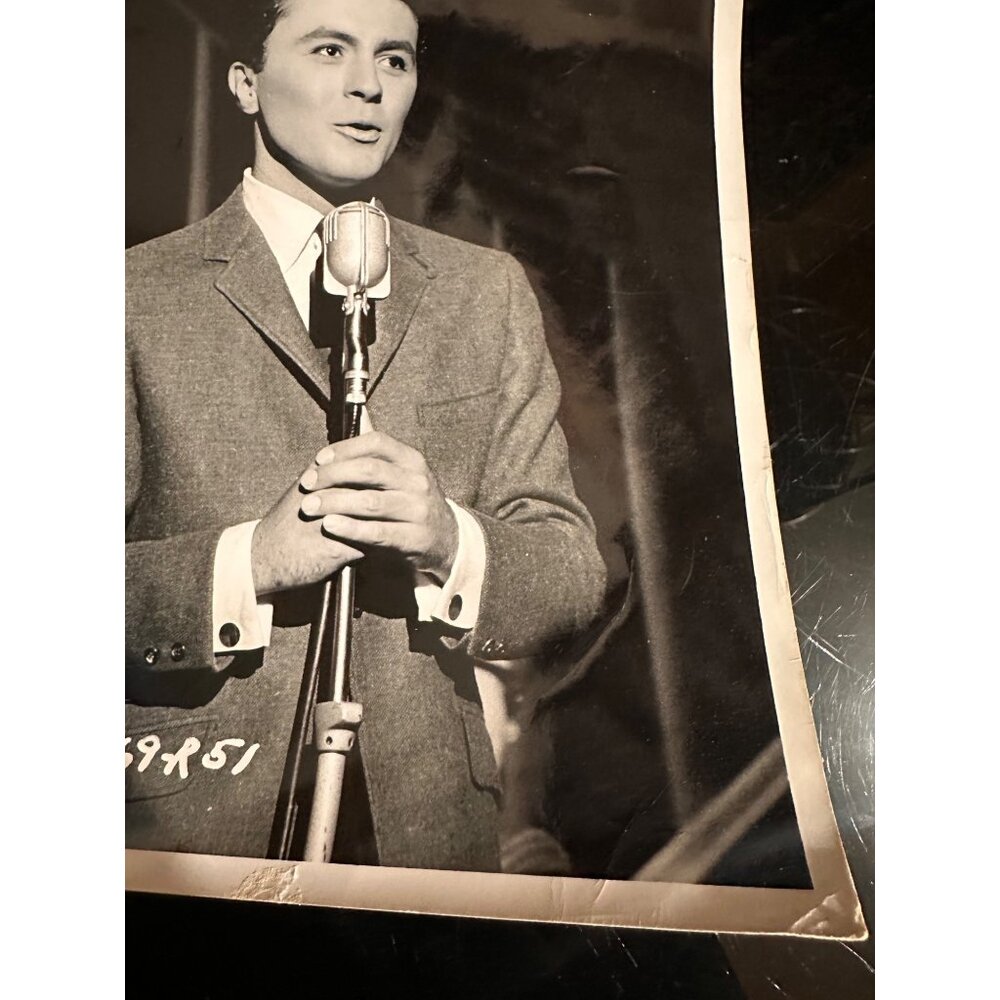 Vintage 1960 "Because Theyre Young" Movie Photo Featuring James Darren - Picture 8 of 14